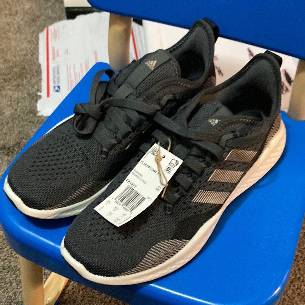 Size 8 woman’s adidas
